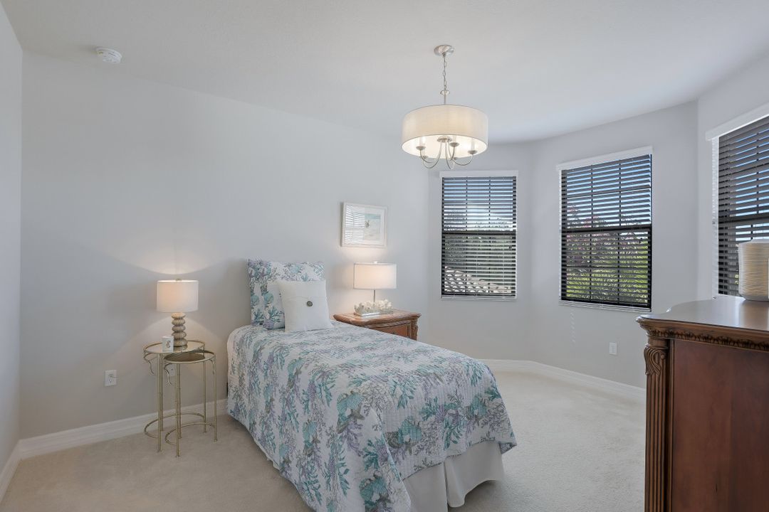 4228 Amelia Wy, Naples, FL 34119