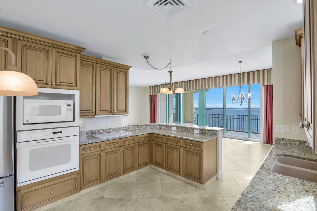 1079 Bald Eagle Dr #N-604, Marco Island, FL 34145