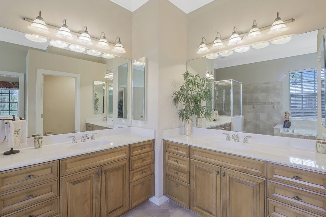 9167 Shale Ct, Naples, FL 34120