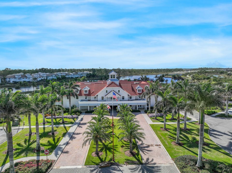 5570 Tobago Blvd, Naples, FL 34113