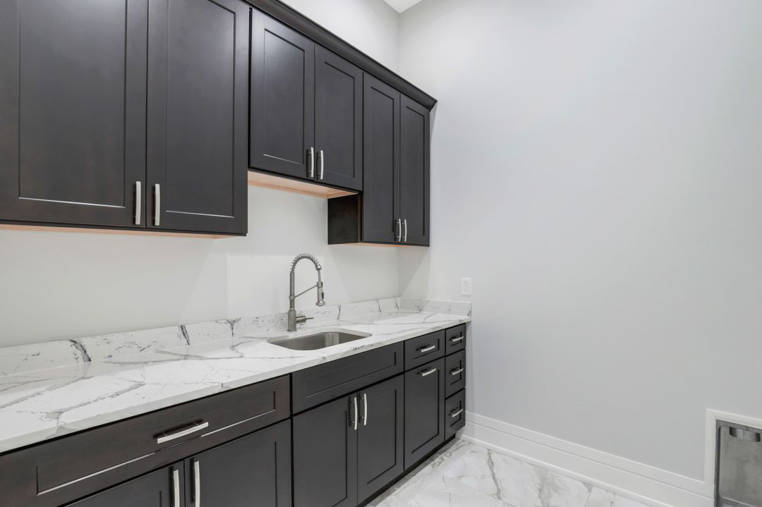 5333 Bayshore Ave, Cape Coral, FL 33904