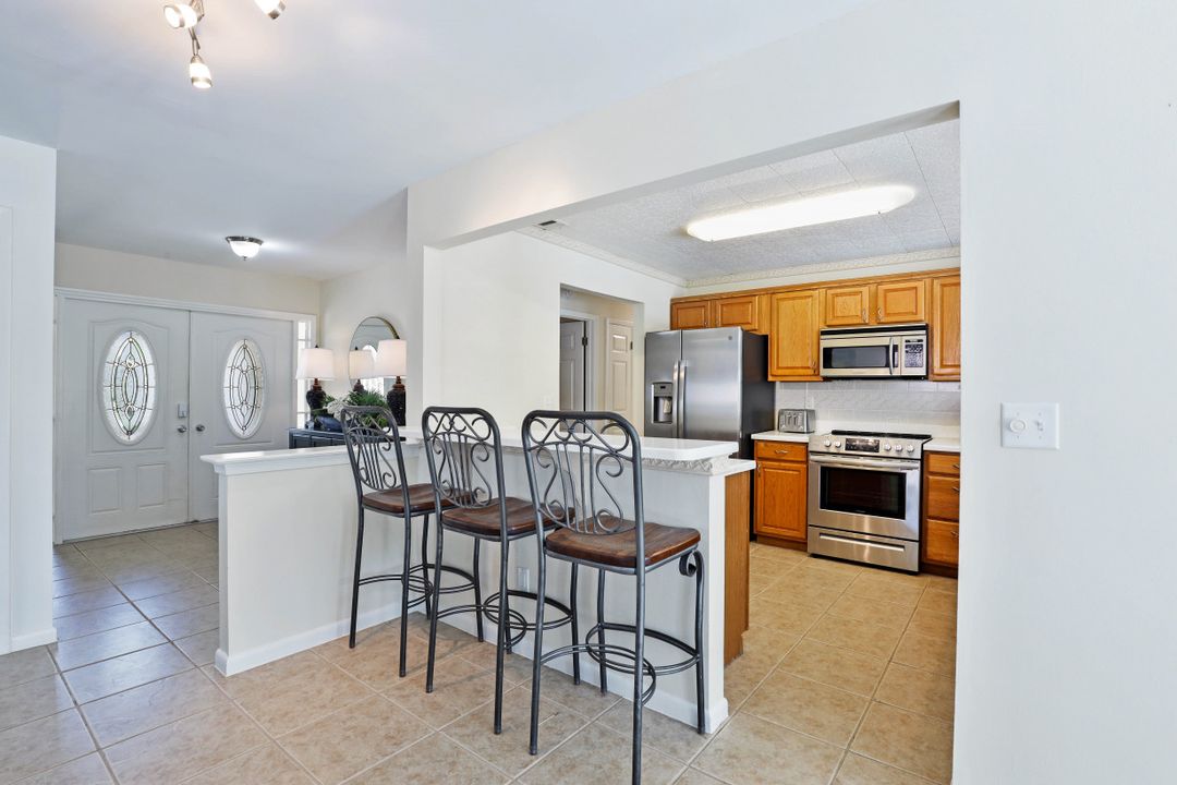 3312 SE 22nd Pl, Cape Coral, FL 33904