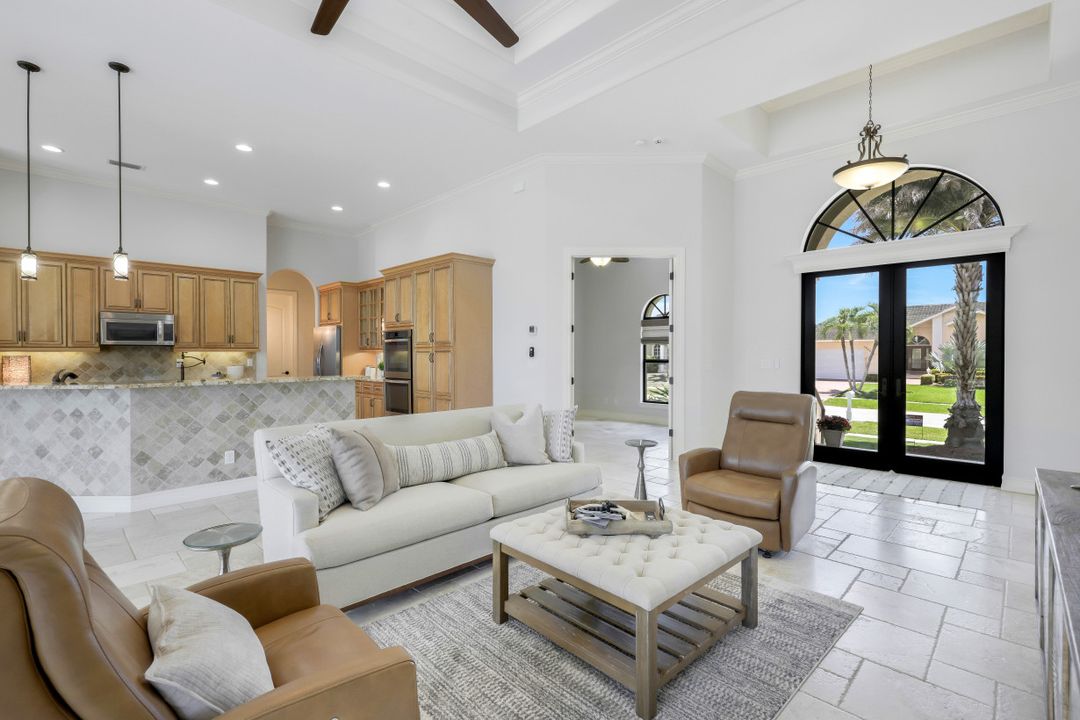 1232 Mistletoe Ct, Marco Island, FL 34145