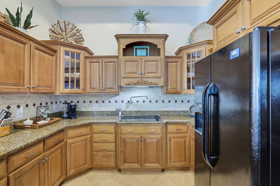 361 Yarmouth St, Marco Island, FL 34145