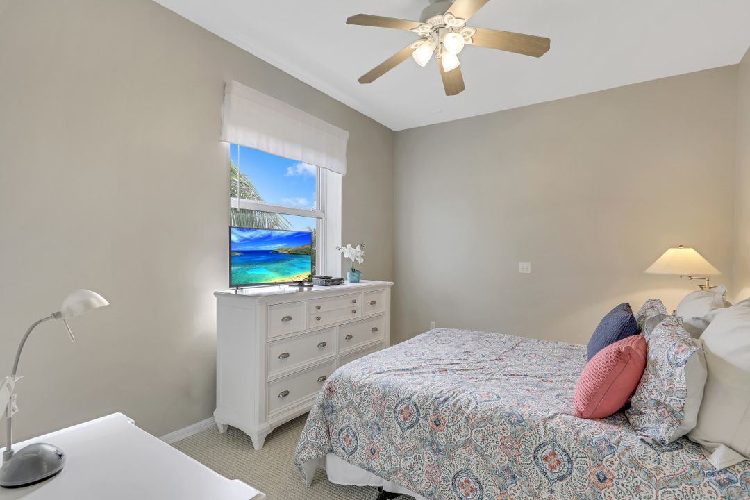 450 Launch Cir #404, Naples, FL 34108