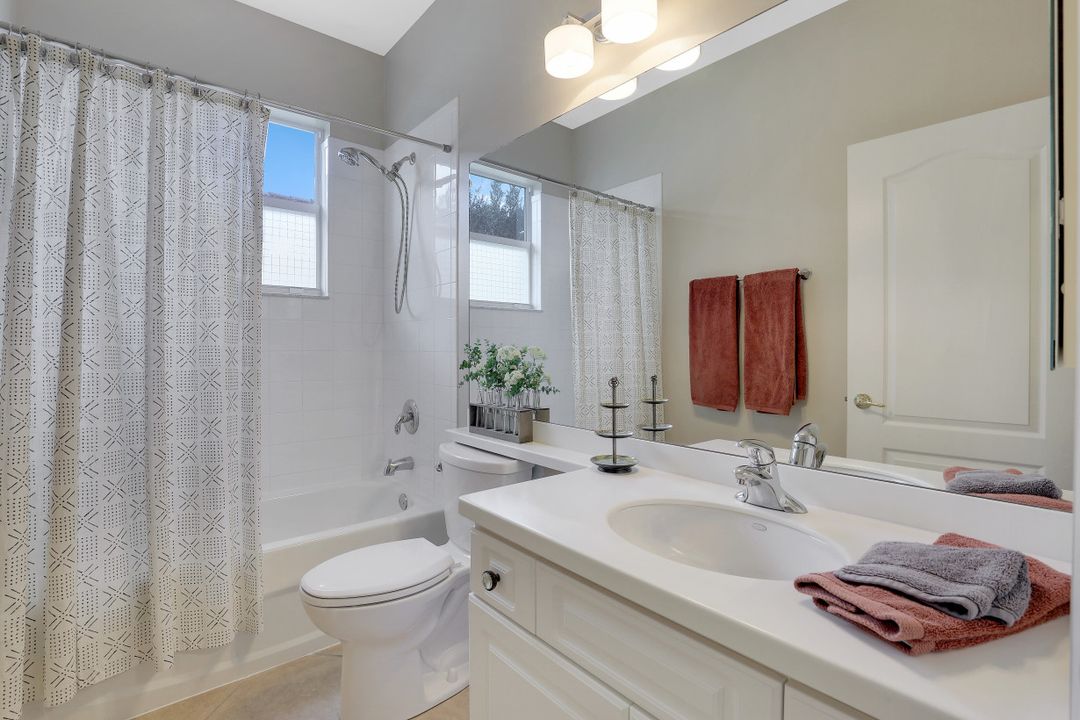 8392 Laurel Lakes Blvd, Naples, FL 34119