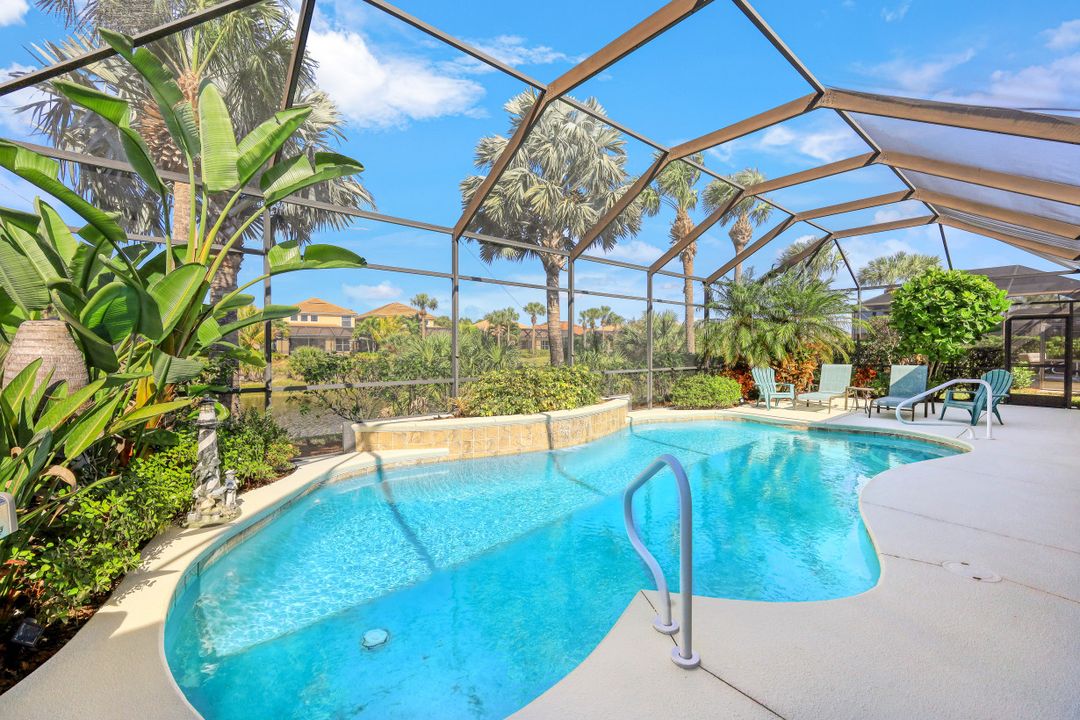 8219 Potomac Ln, Naples, FL 34104
