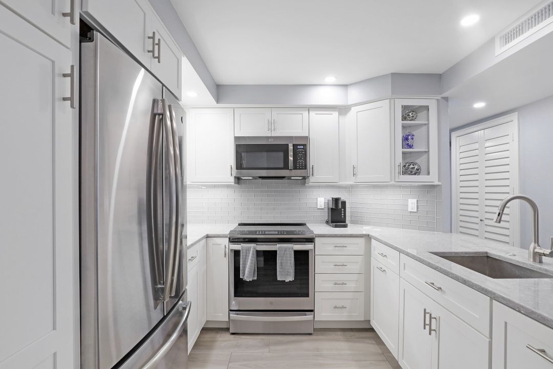 380 Seaview Ct #308, Marco Island, FL 34145