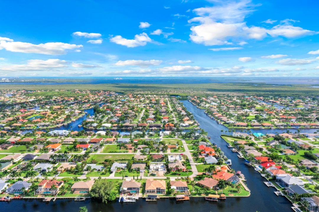 2405 SW 50th St, Cape Coral, FL 33914
