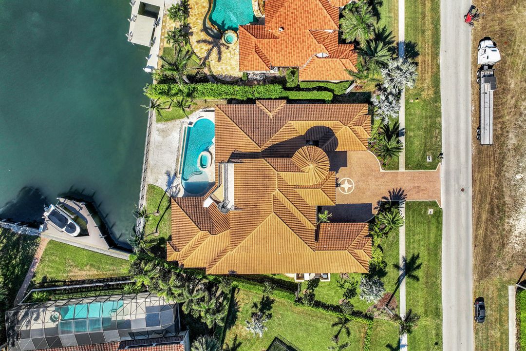 590 S Heathwood Dr, Marco Island, FL 34145