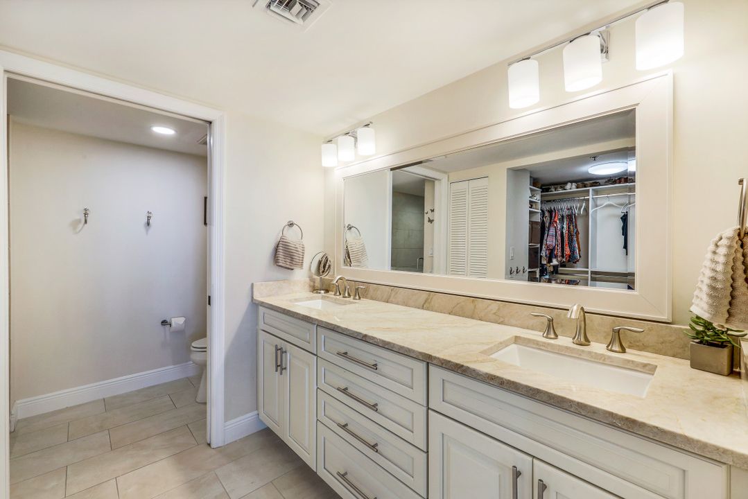 6585 Nicholas Blvd  #1803, Naples, FL 34108