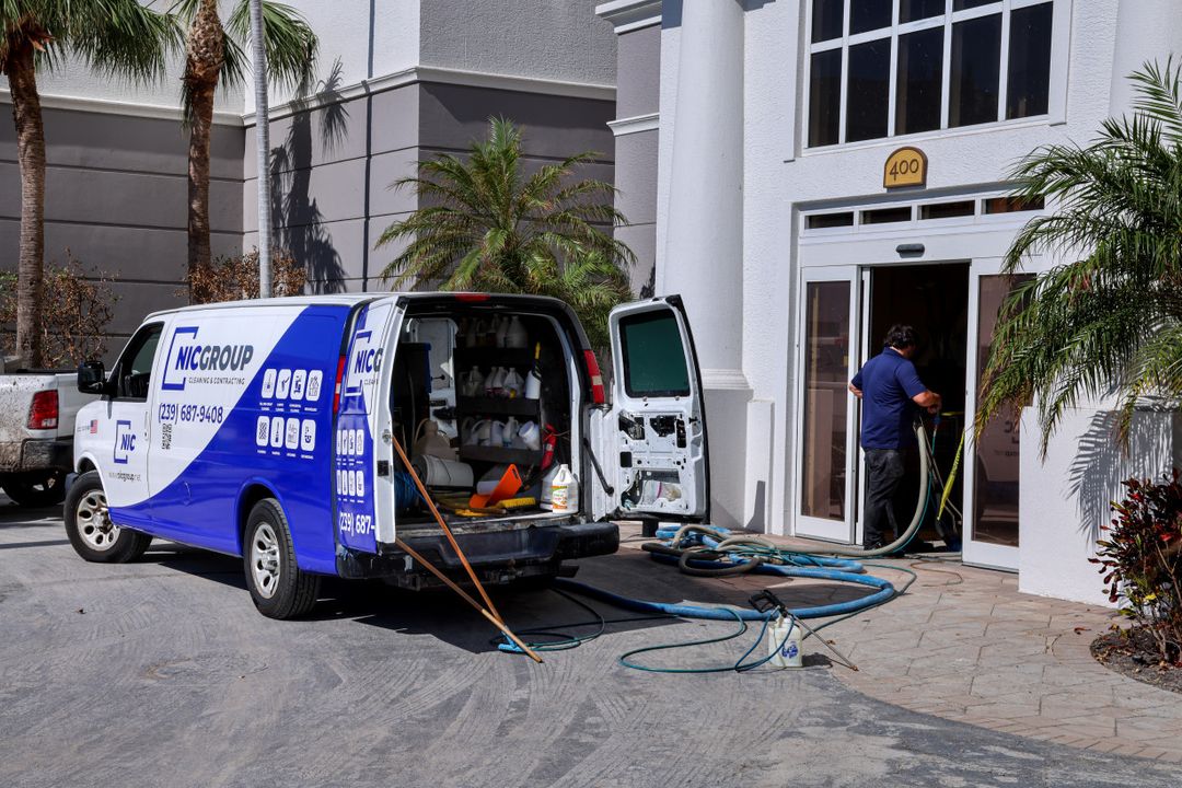 400 Flagship Dr, Naples, FL 34108