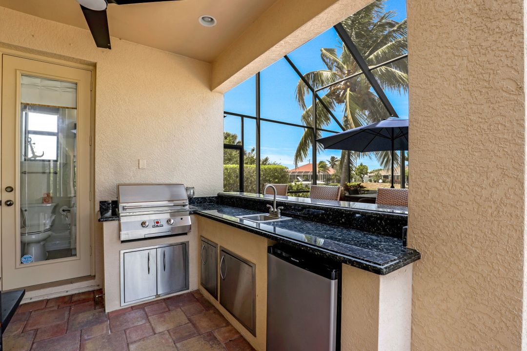 2227 SW 54th Ln, Cape Coral, FL 33914