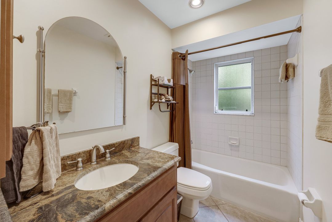 5023 SW 8th Pl, Cape Coral, FL 33914