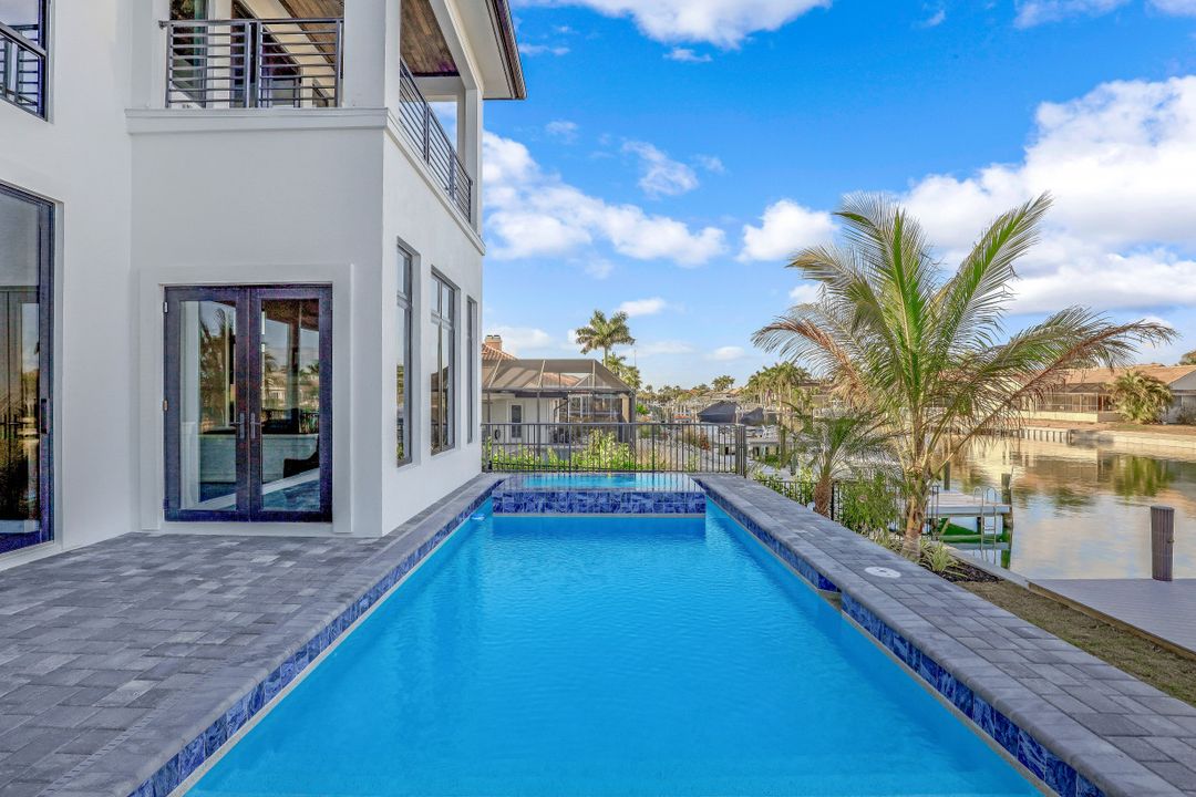 765 Pelican Ct, Marco Island, FL 34145