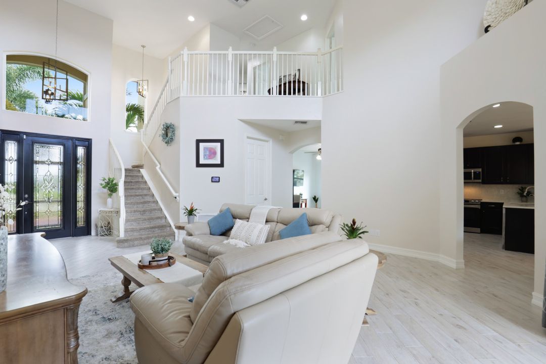 1244 NW 36th Pl, Cape Coral, FL 33993