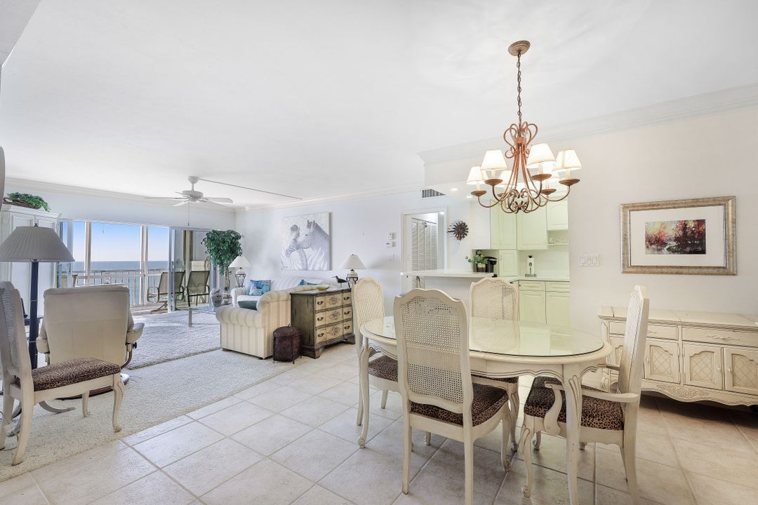 2885 Gulf Shore Blvd N  #803, Naples, FL 34103