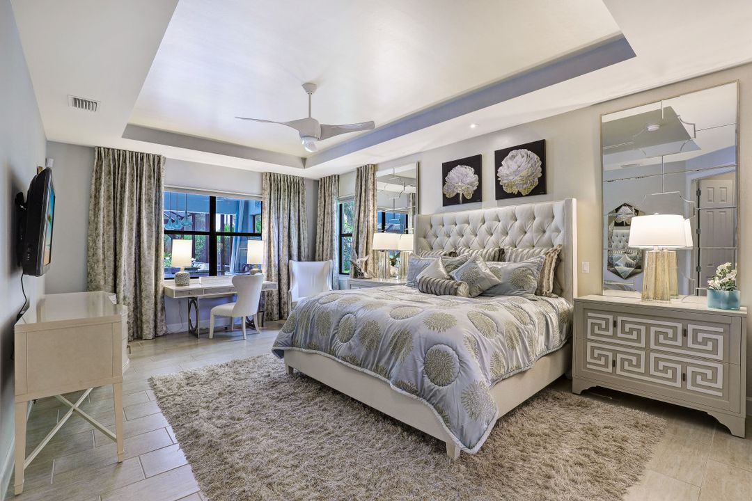 16284 Camden Lakes Cir, Naples, FL 34110