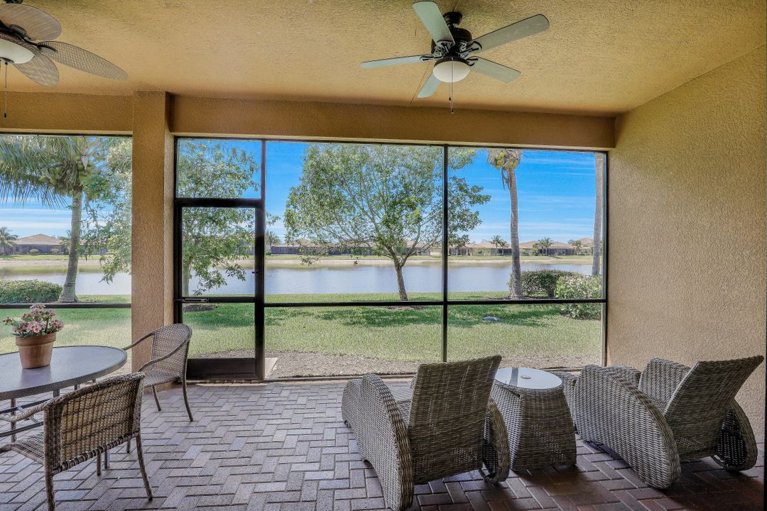 2797 Cinnamon Bay Cir, Naples, FL 34119