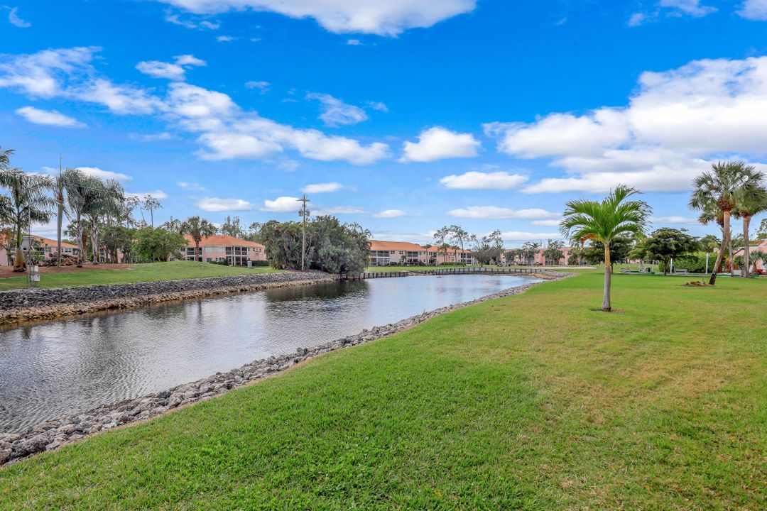 200 Forest Lakes Blvd #203, Naples, FL 34105
