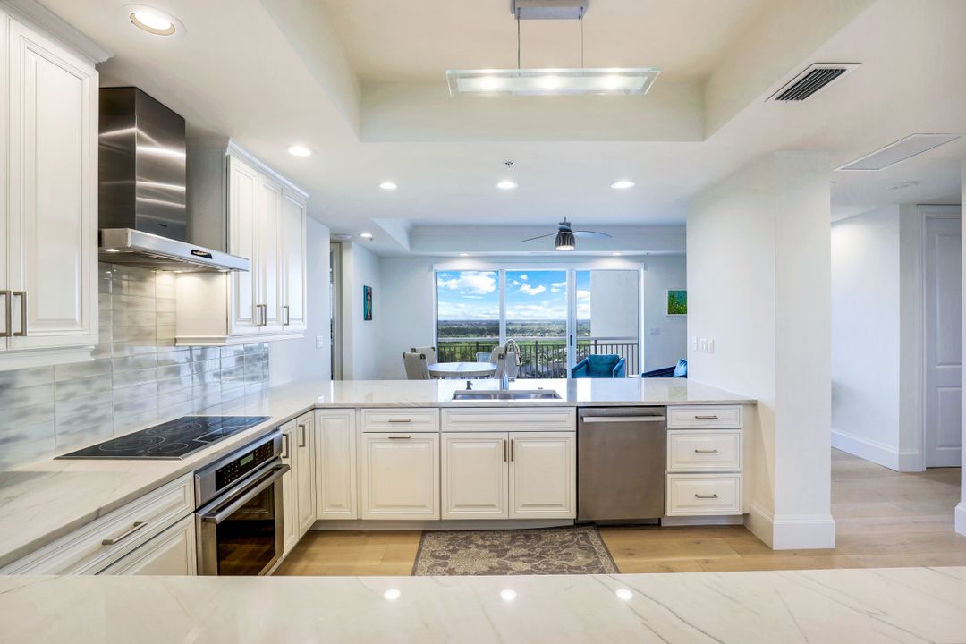 4951 Bonita Bay Blvd #1602, Bonita Springs, FL 34134