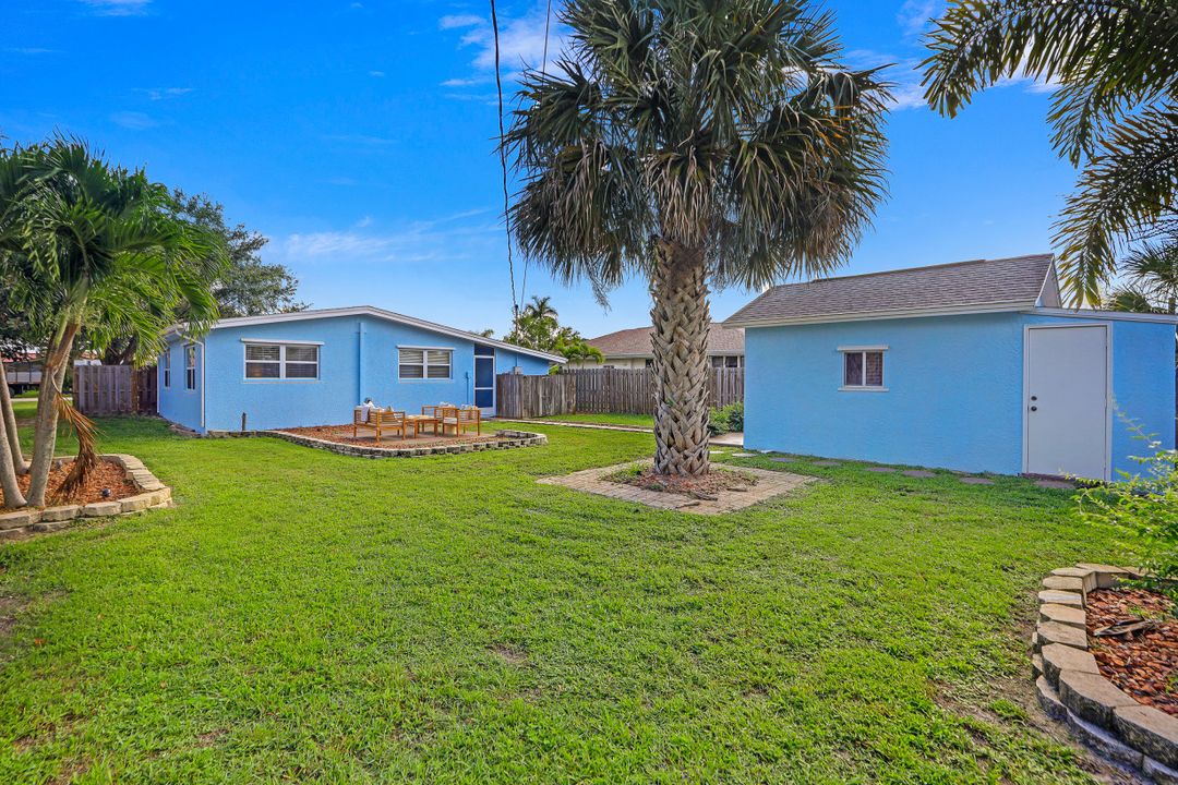 84 2nd St, Bonita Springs, FL 34134