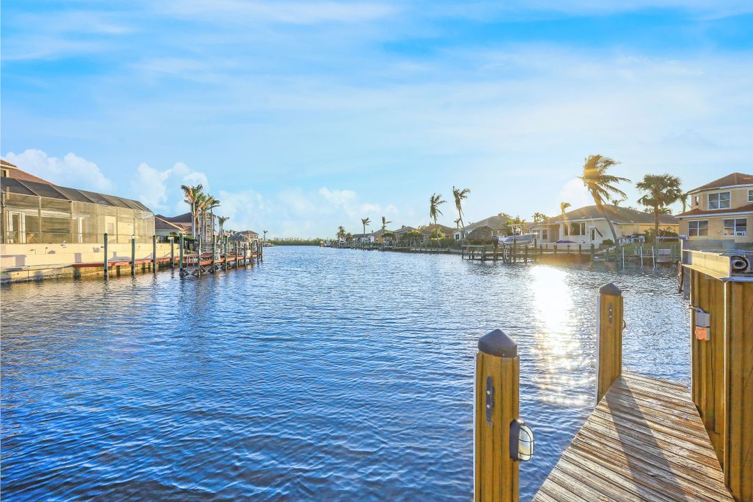 2200 El Dorado Pkwy W, Cape Coral, FL 33914