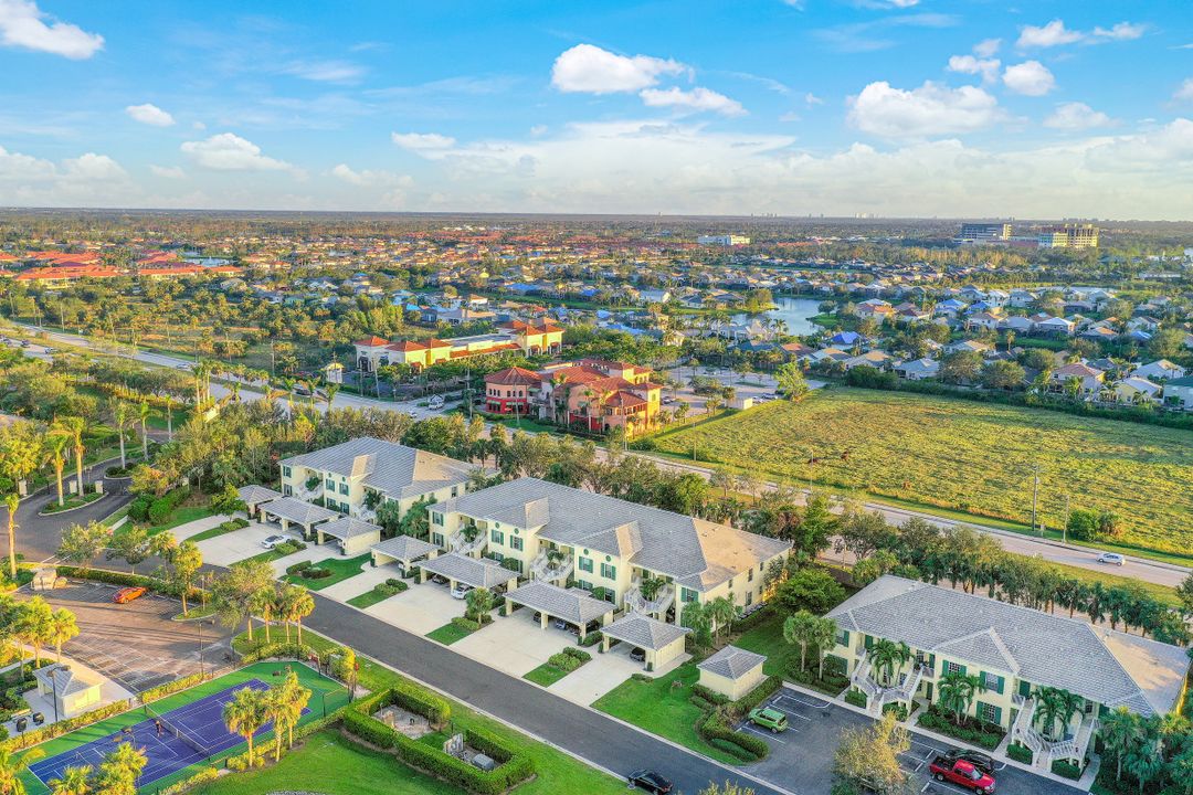 9941 Periwinkle Preserve Ln  #203, Fort Myers, FL 33919