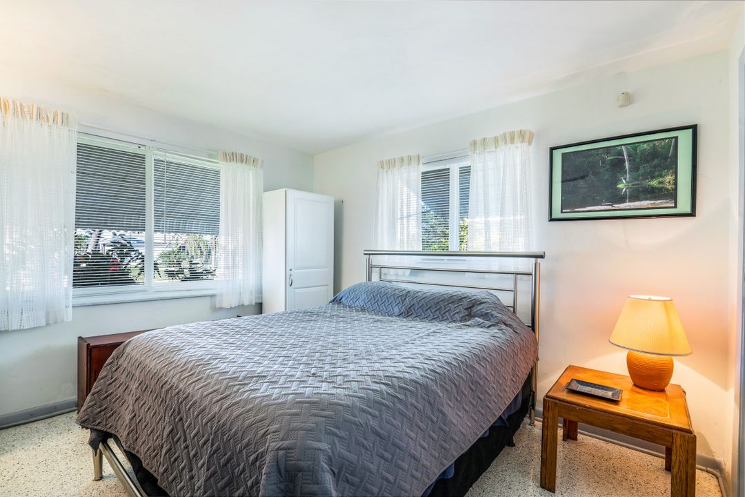 5333 SW 2nd Pl, Cape Coral, FL 33914