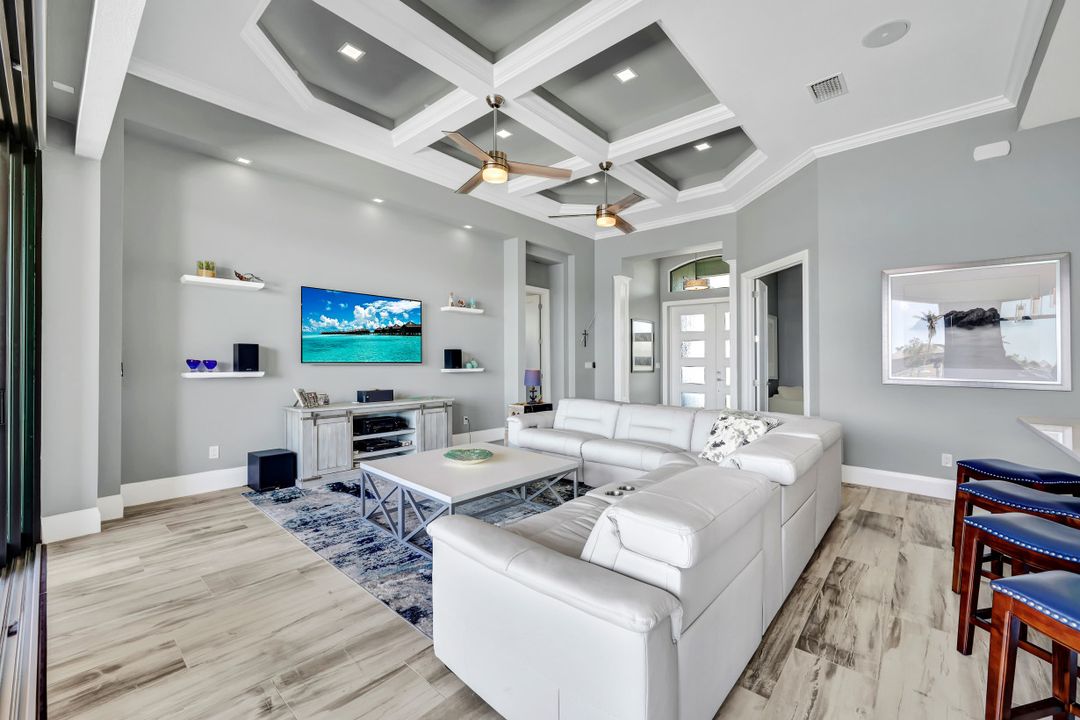 214 NW 32nd Pl, Cape Coral, FL 33993