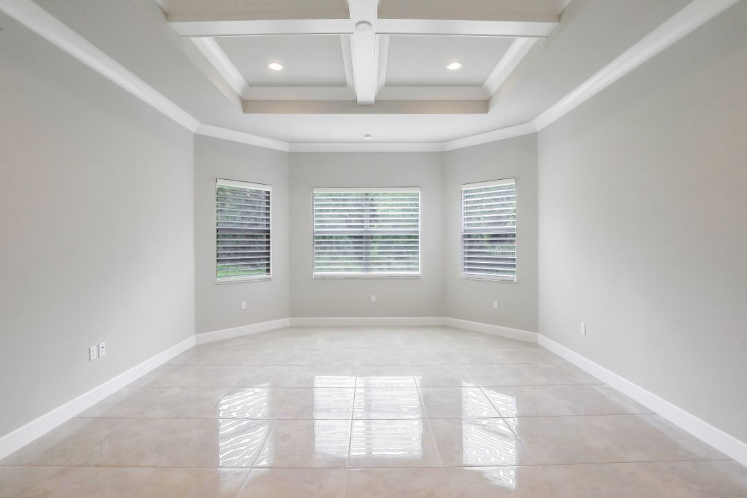 28613 Sicily Loop, Bonita Springs, FL 34135