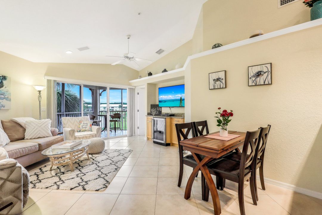 1101 Sweetwater Ln #1201, Naples, FL 34110