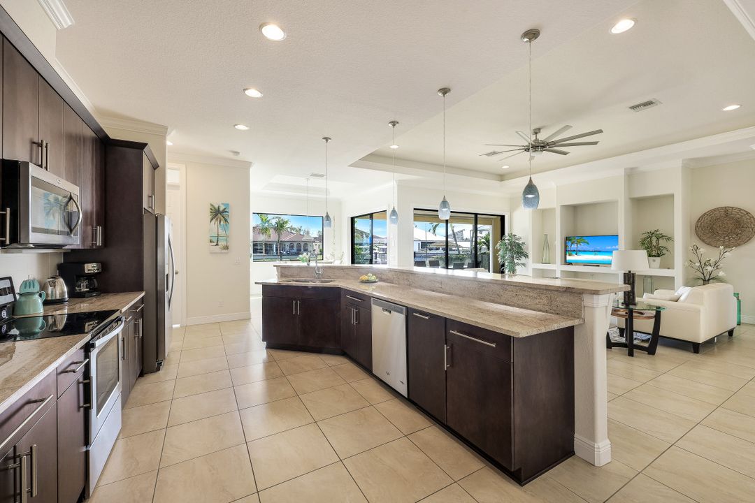 4517 SW 23rd Ave, Cape Coral, FL 33914