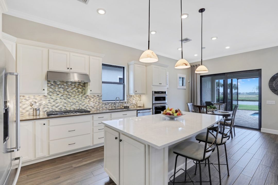 2765 Amaranda Ct, Naples, FL 34114