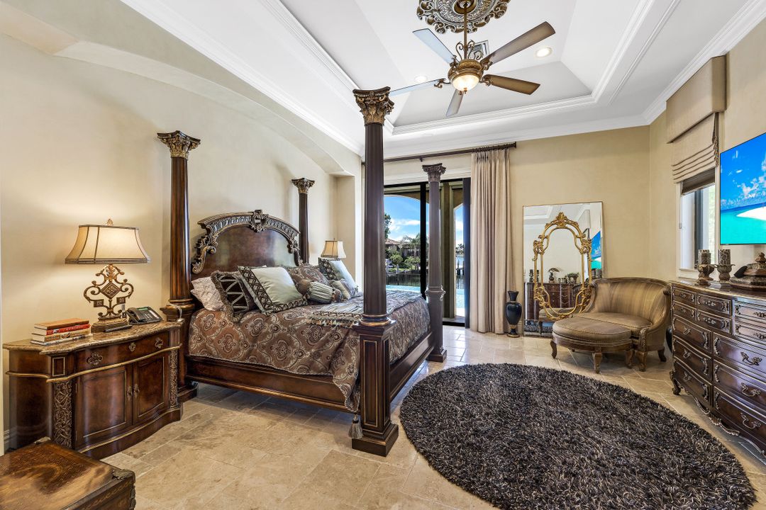 590 S Heathwood Dr, Marco Island, FL 34145