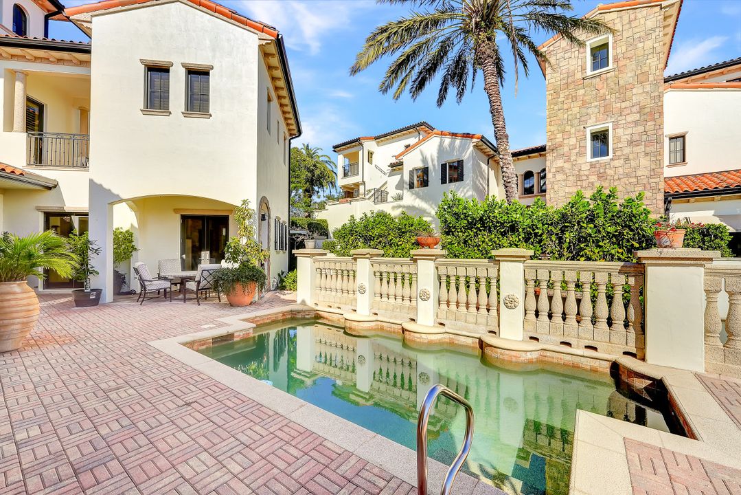 16653 Toscana Cir #701, Naples, FL 34110