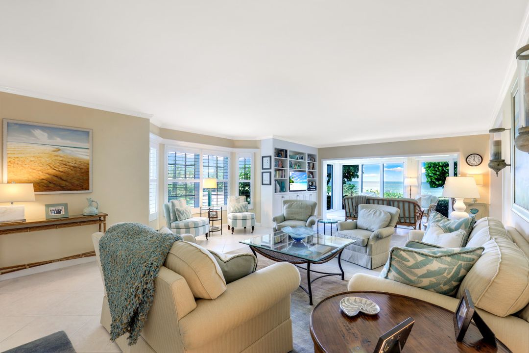 2701 Gulf Shore Blvd N, Villa #3, Naples, FL 34103