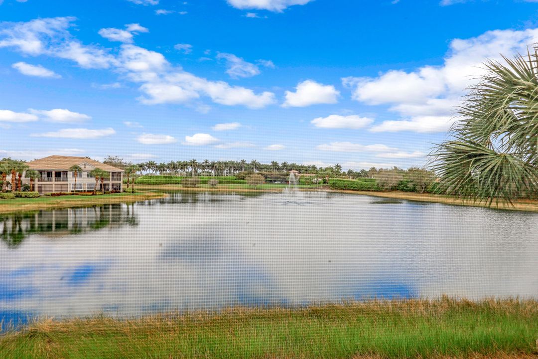 10095 Valiant Ct #201, Miromar Lakes, FL 33913