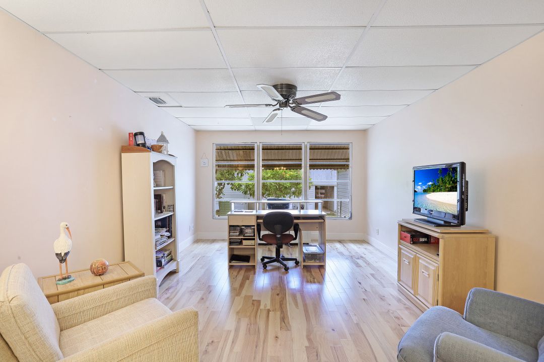 55 Palos Dr #55, Naples, FL 34104