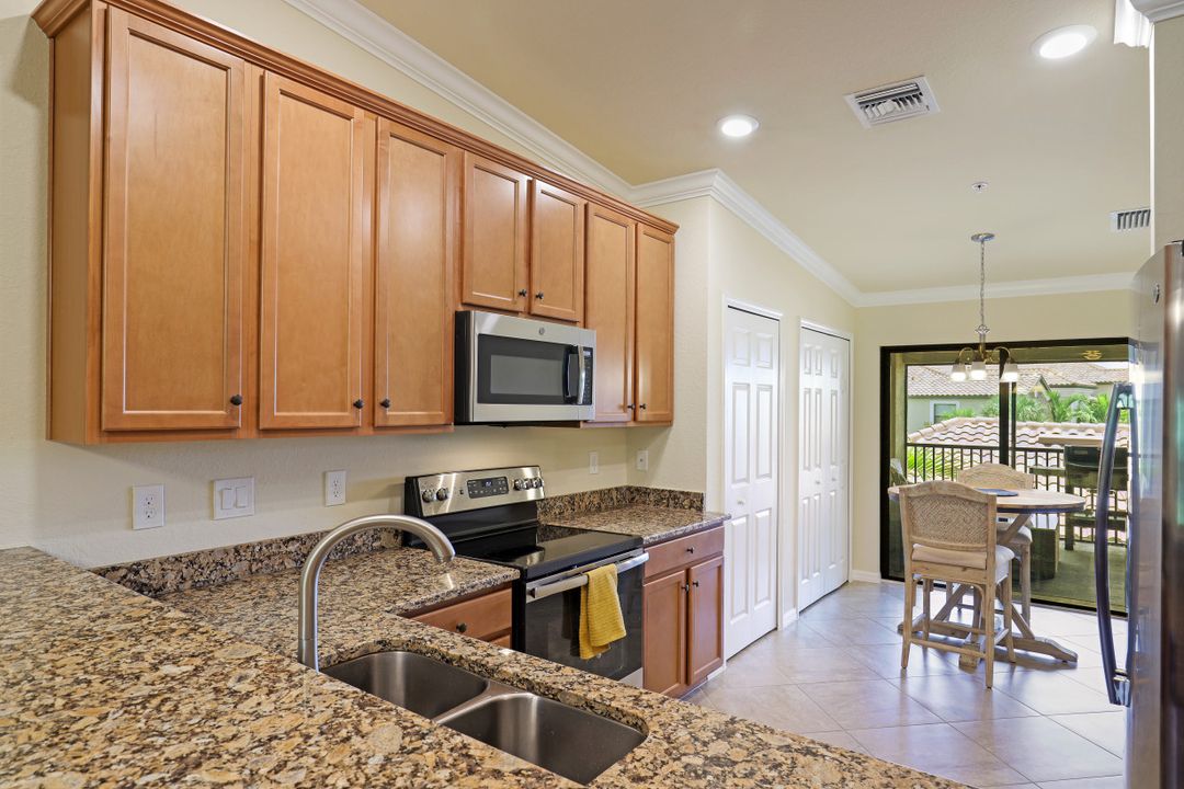 28003 Bridgetown Ct  #5122, Bonita Springs, FL 34135
