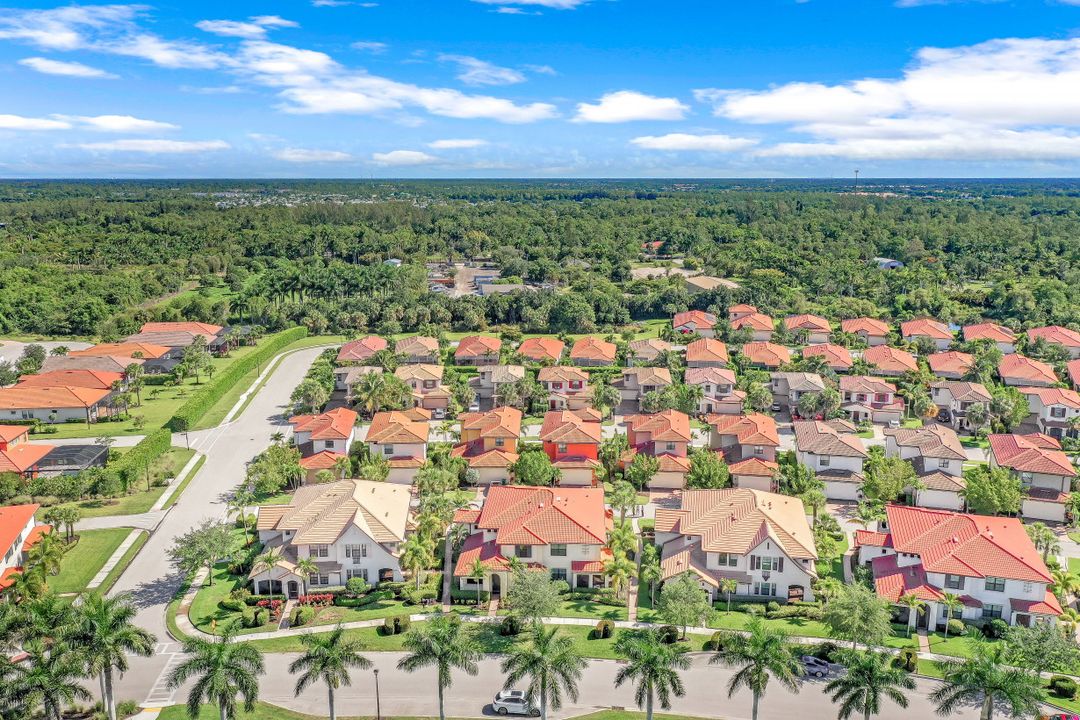 1419 Santiago Cir #1603, Naples, FL 34113