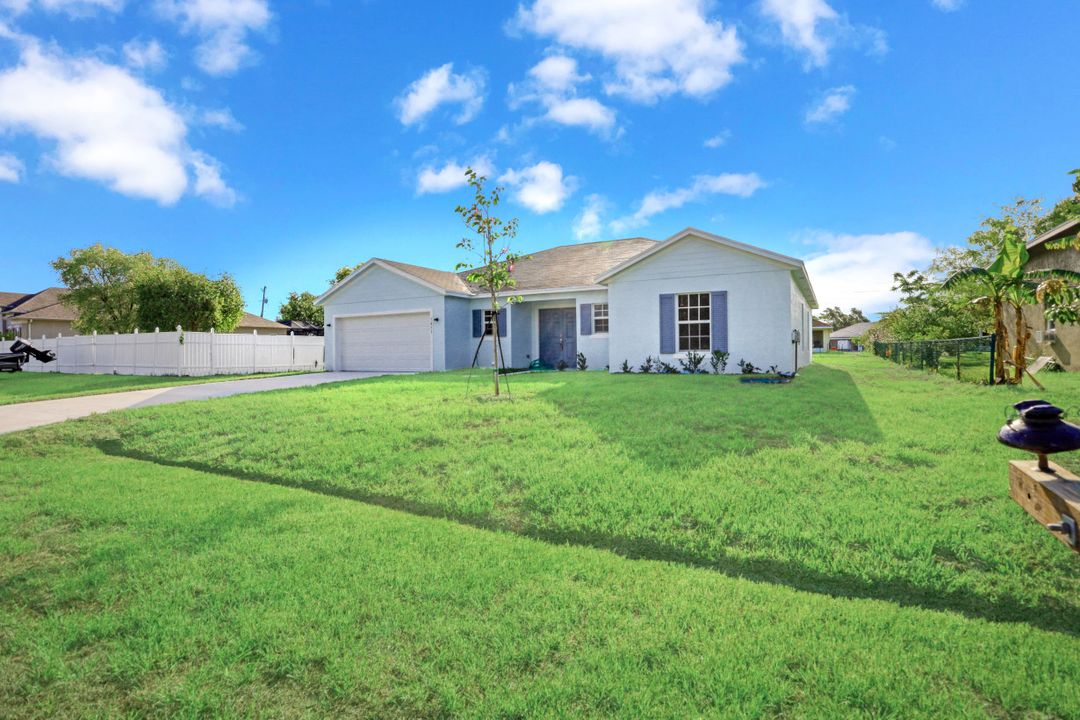 1651 SW Rutland St, Port St. Lucie, FL 34987