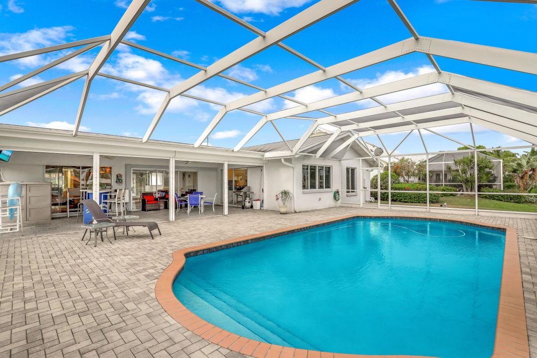 1923 SE 36th Terrace, Cape Coral, FL 33904