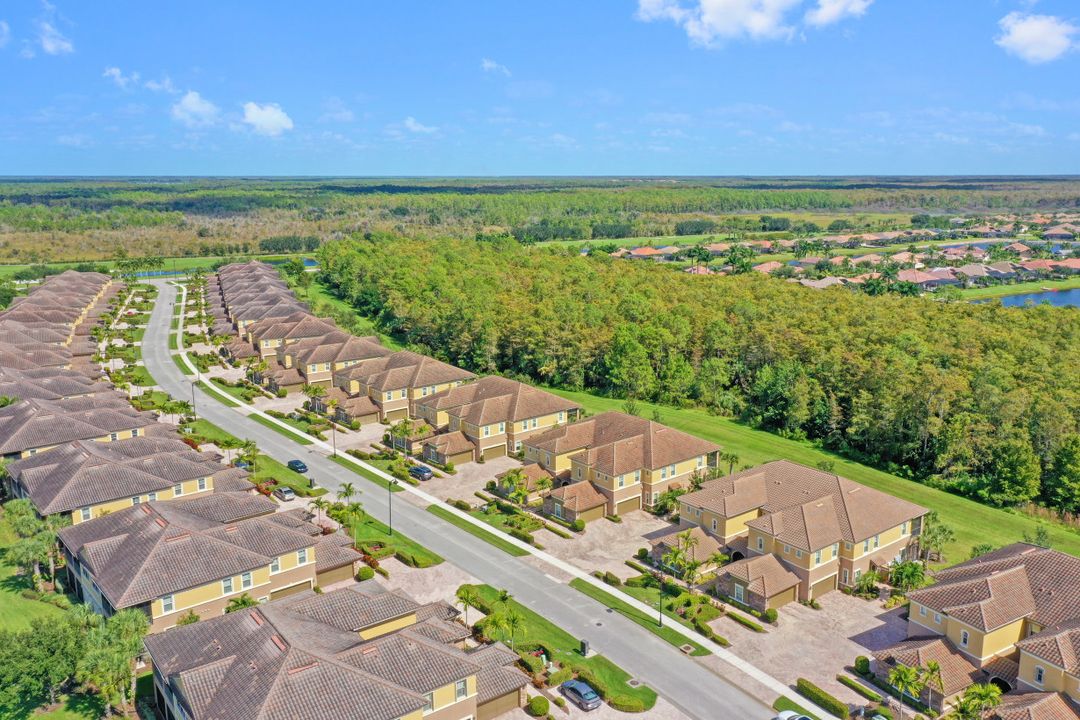 9542 Ironstone Terrace #202, Naples, FL 34120