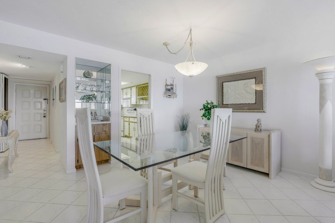 12945 Vanderbilt Dr #508, Naples, FL 34110