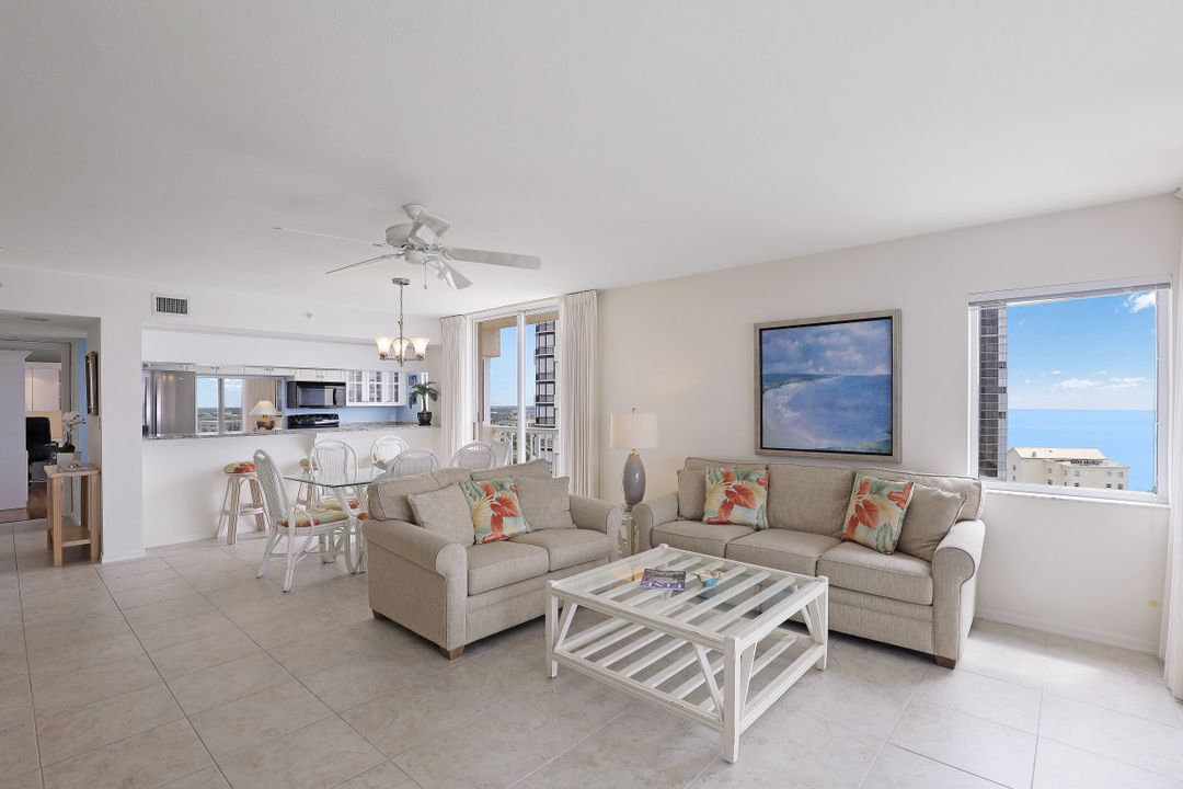 40 Seagate Dr #1101, Naples, FL 34103