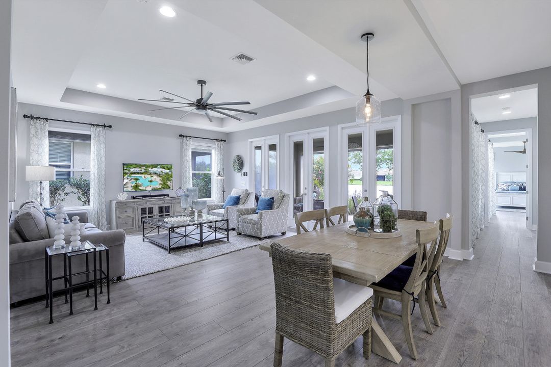 14684 Tropical Dr, Naples, FL 34114