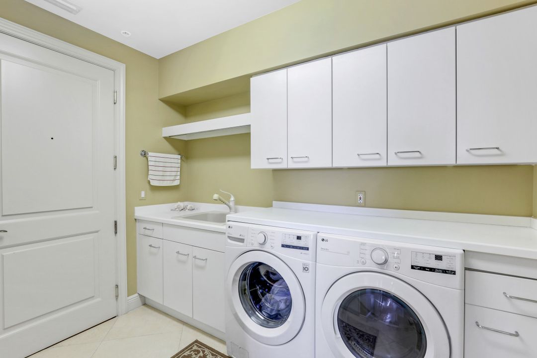 970 Cape Marco Dr #2403, Marco Island, FL 34145