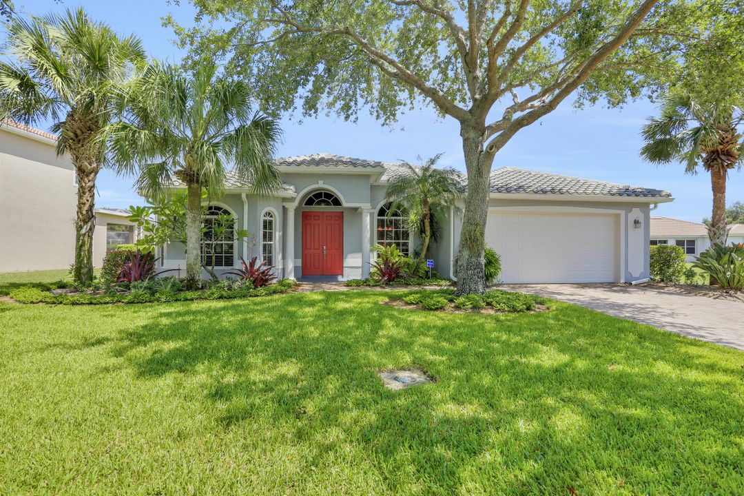 3967 Ruxton Rd, Naples, FL 34116