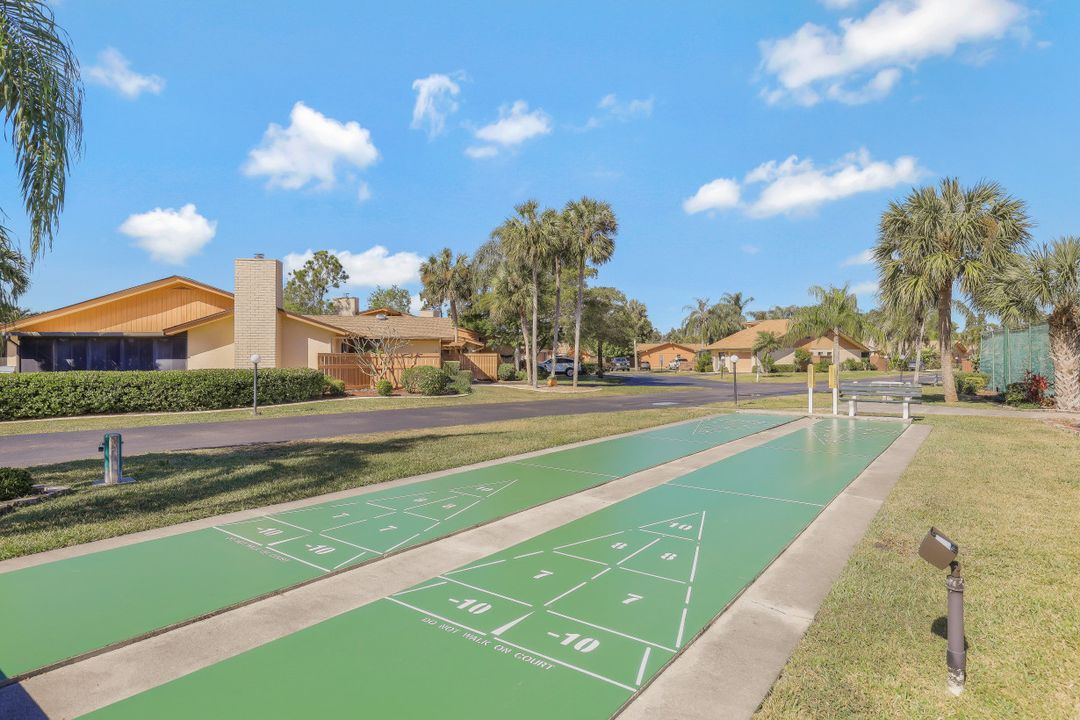 6474 Royal Woods Dr, Fort Myers, FL 33908